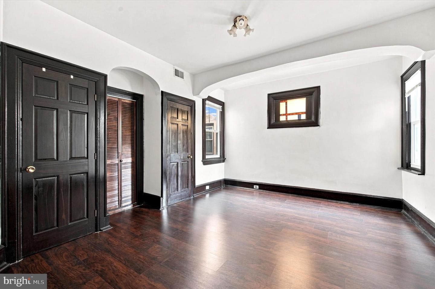 4518 Walnut Street photo 17