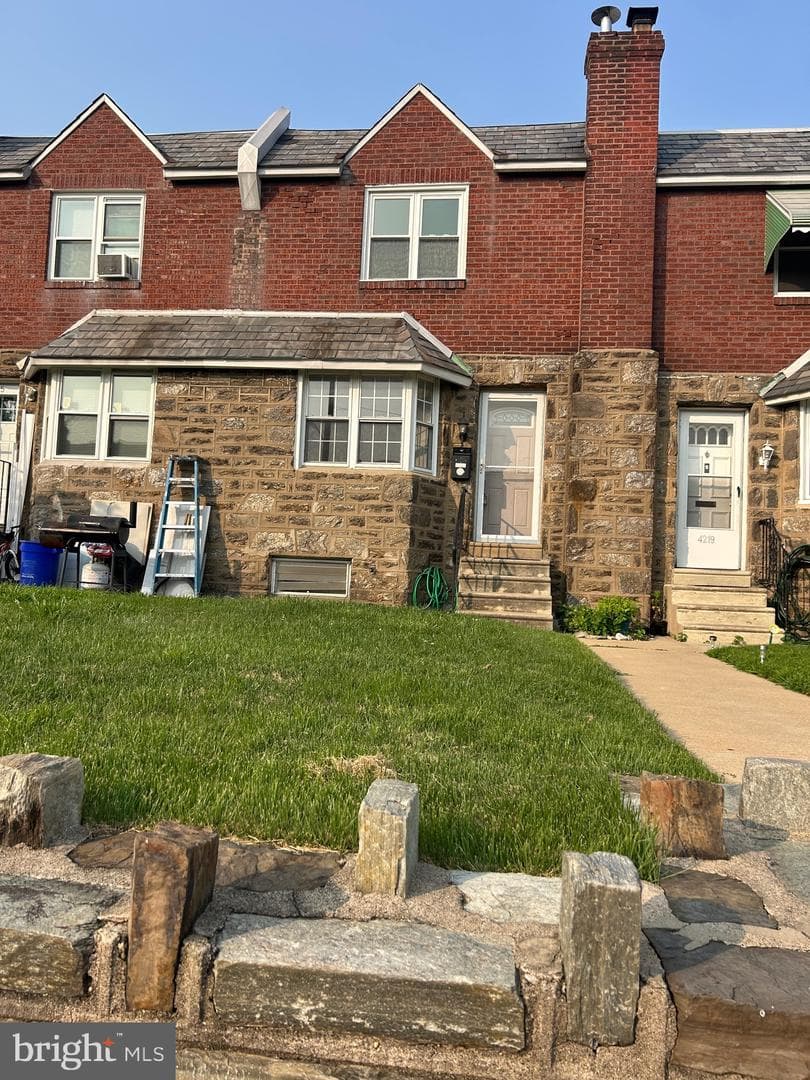 4217 Bleigh Avenue, Philadelphia