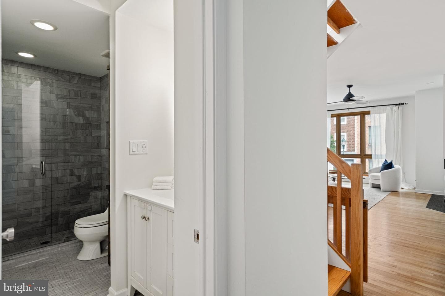2046 South Street photo 21