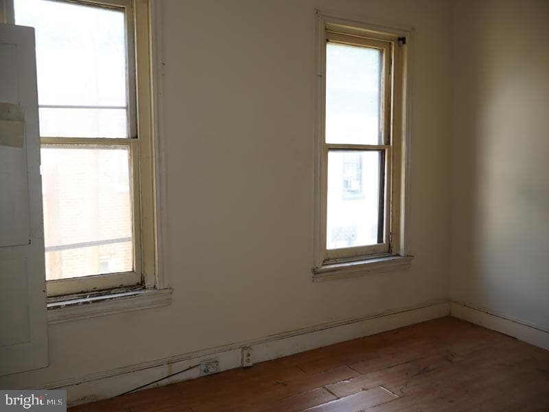 2029 N Stillman Street photo 16