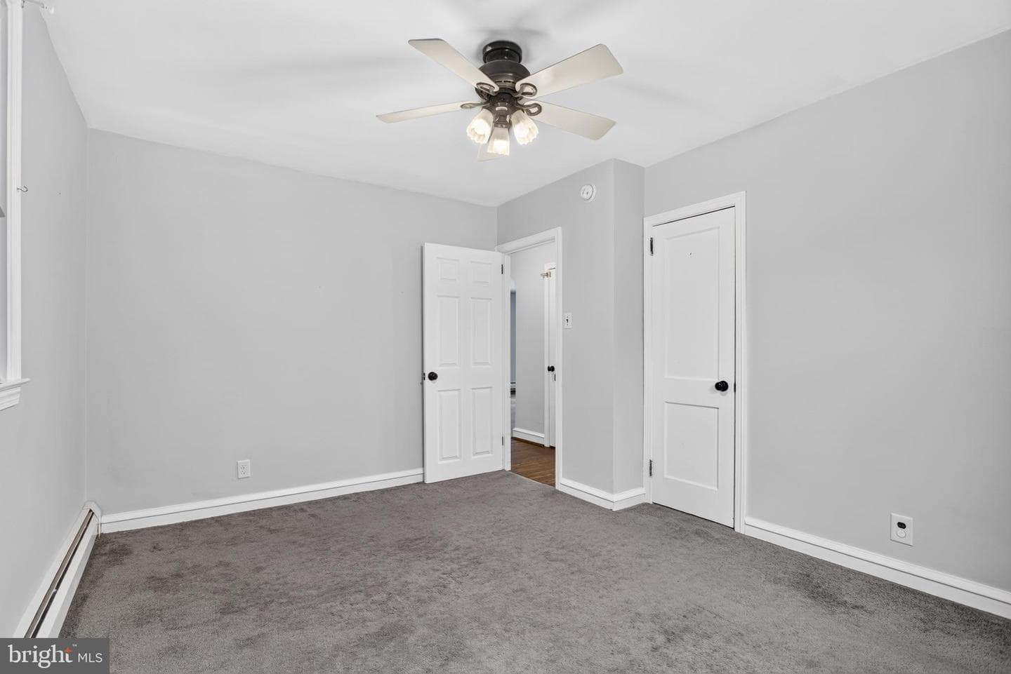 919 Hartel Avenue photo 20