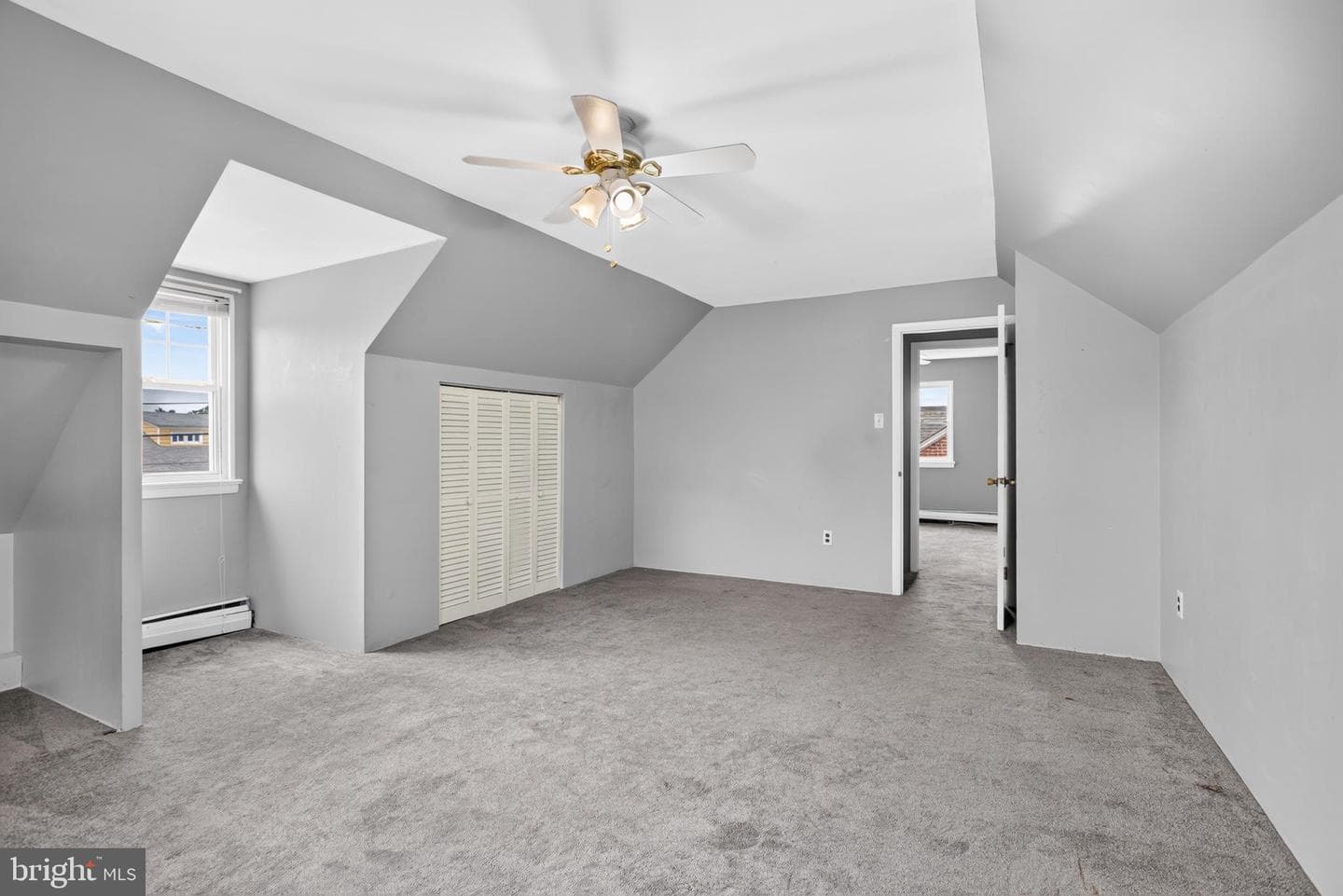 919 Hartel Avenue photo 30