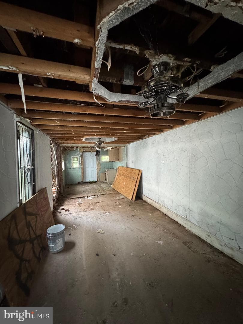 2207 W Oxford Street photo 8