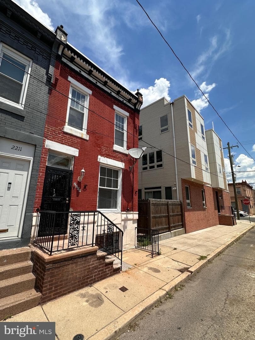 2209 Pierce Street, Philadelphia