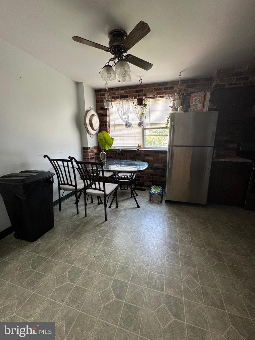 7904 Mars Place photo 6