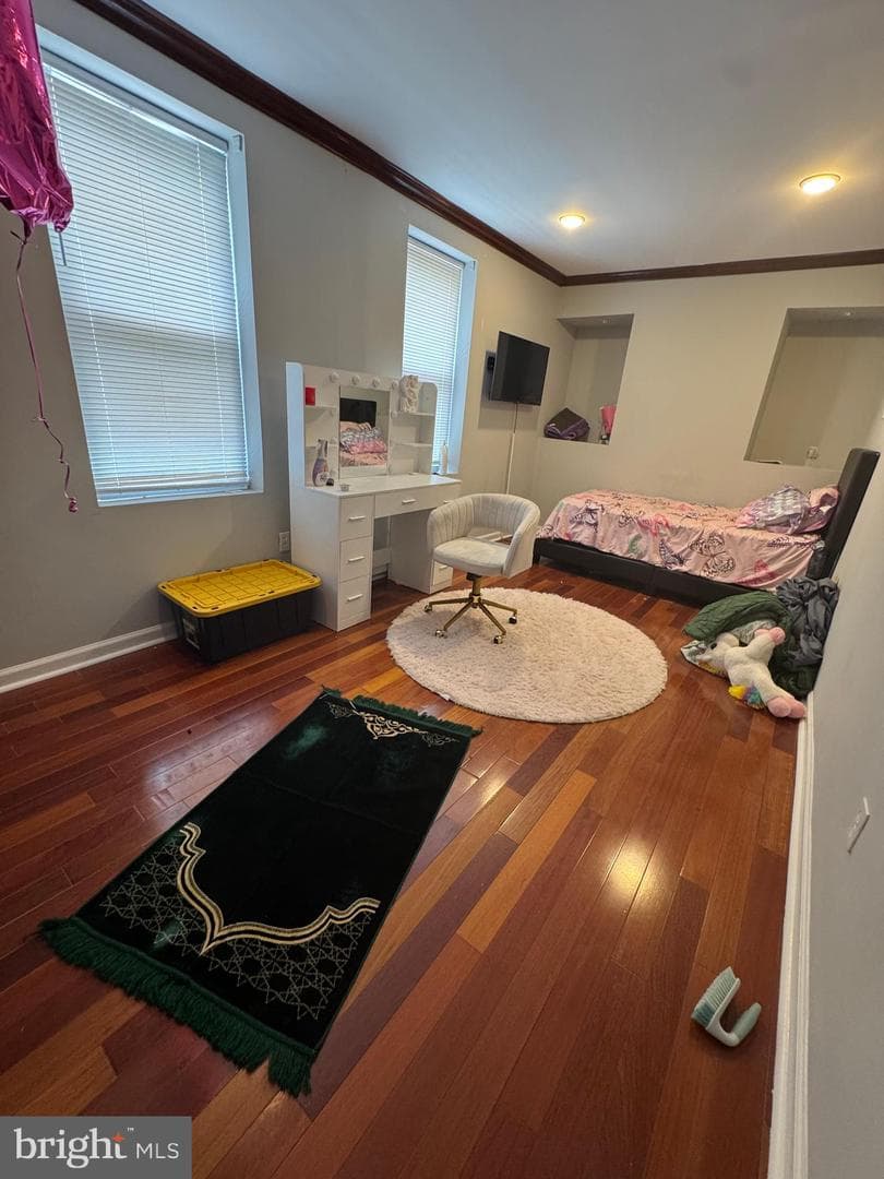 4339 Wayne Avenue photo 11
