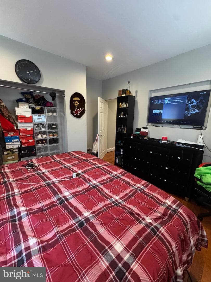 4339 Wayne Avenue photo 13