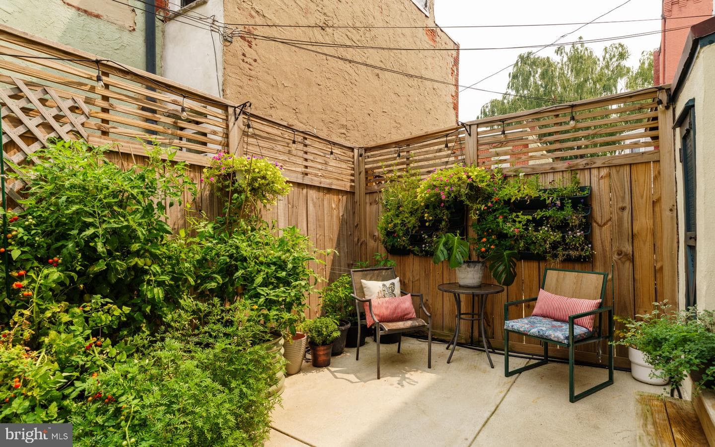 2521 Brown Street photo 32