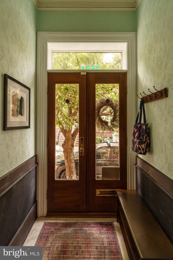 2521 Brown Street photo 5