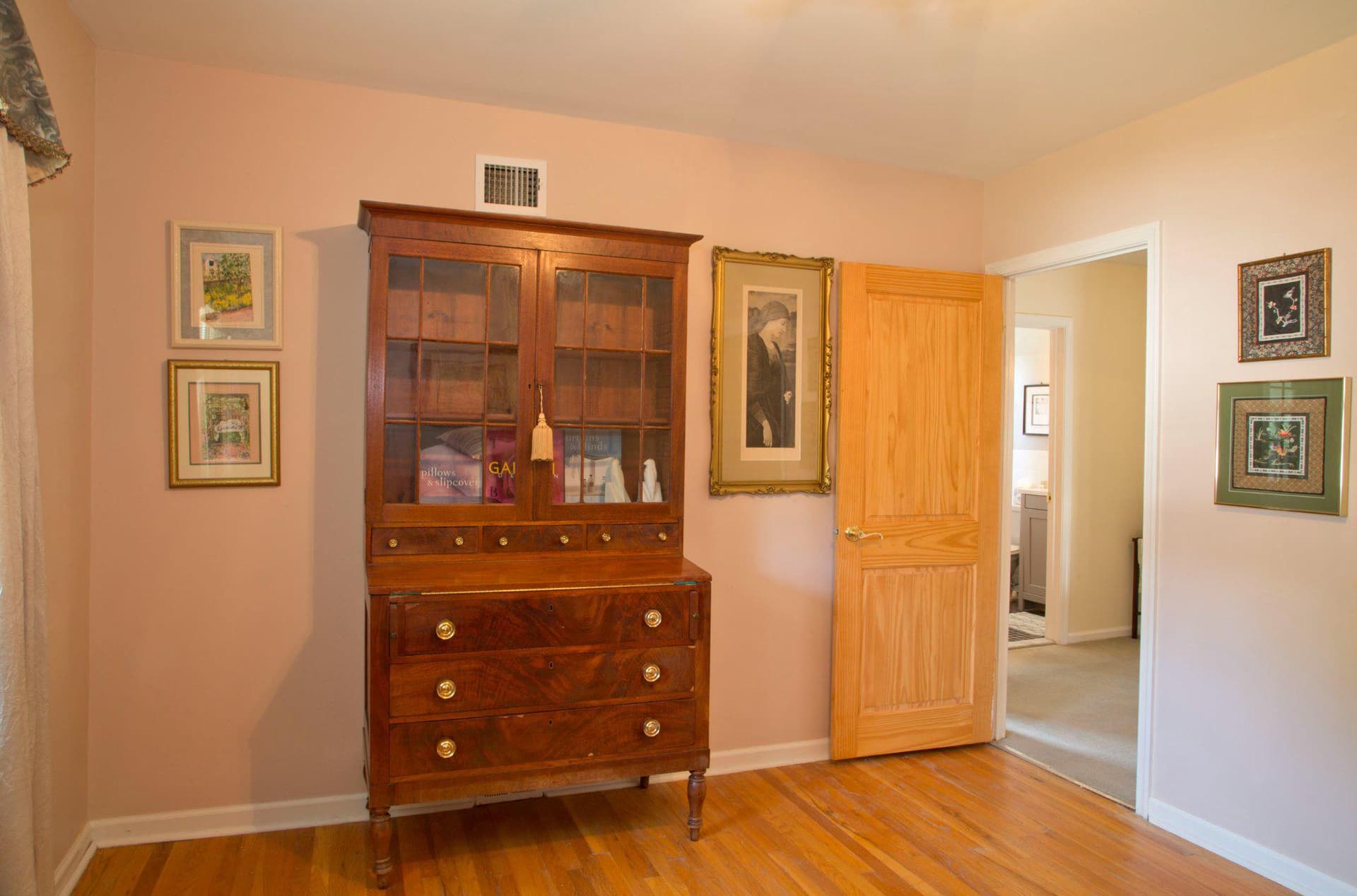 155 Stratford Drive photo 27