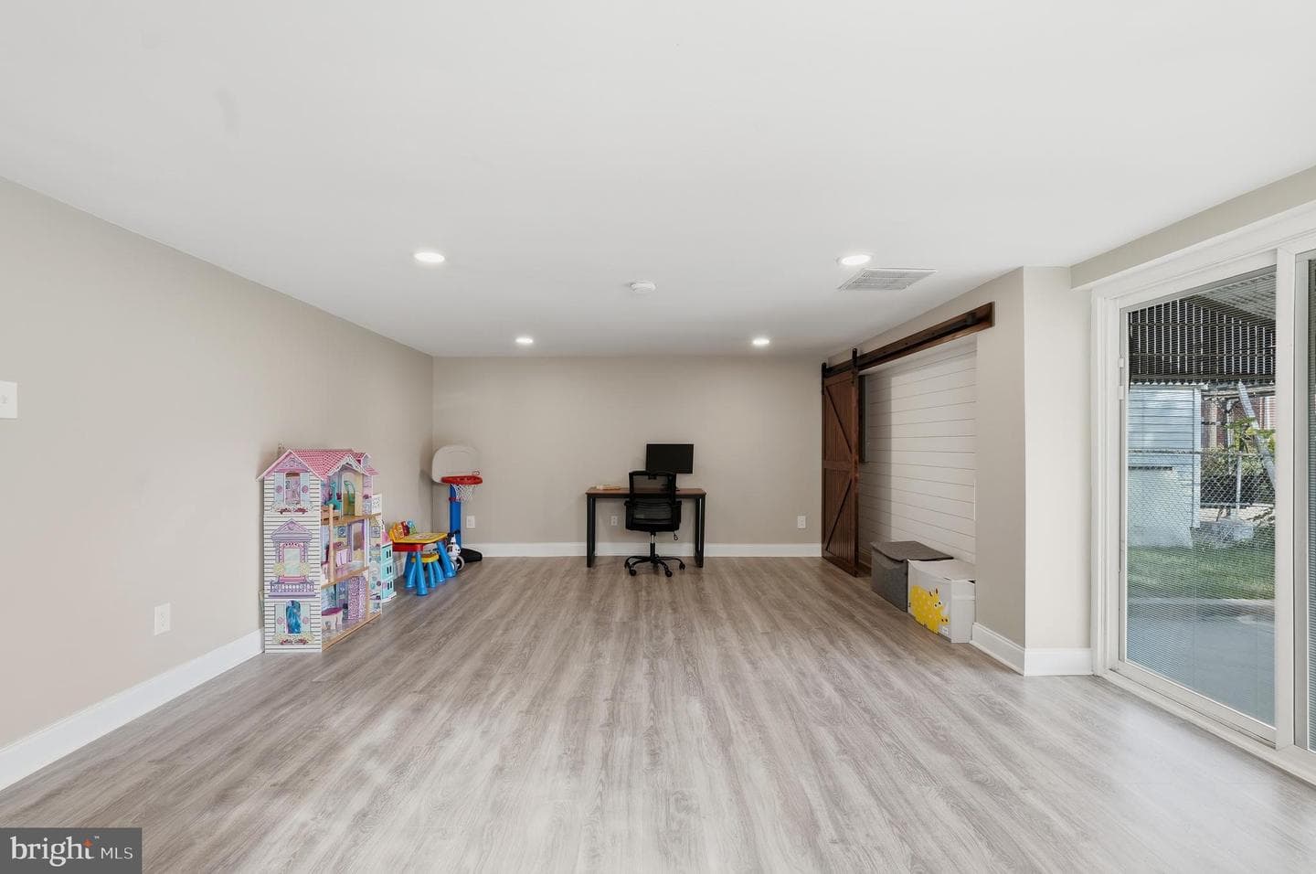 626 Artwood Drive photo 23