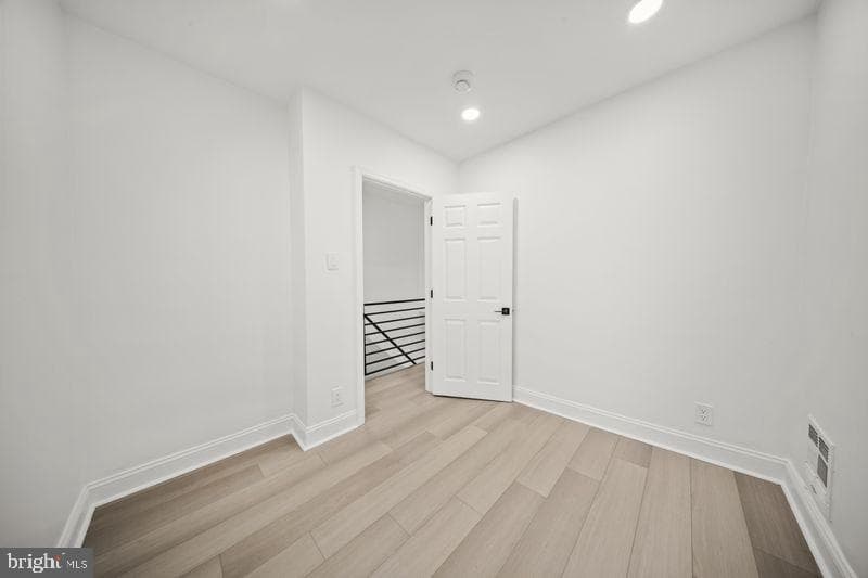 302 Cantrell Street photo 30