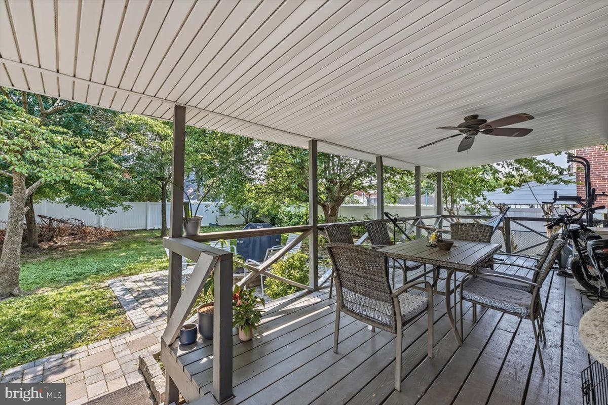914 Longshore Avenue photo 33