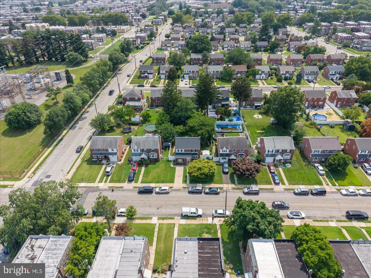 914 Longshore Avenue photo 38