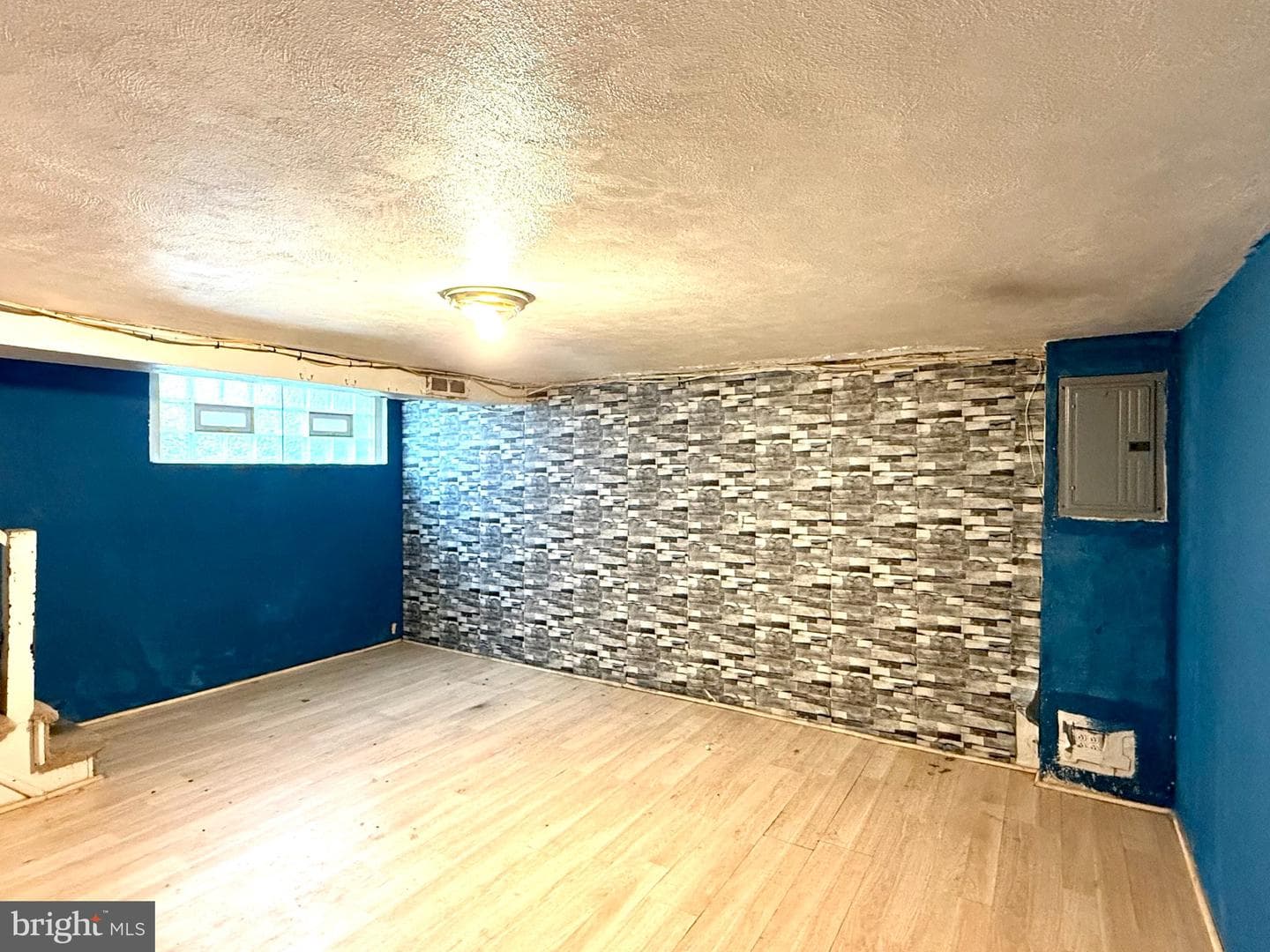 1413 Southampton Road photo 20