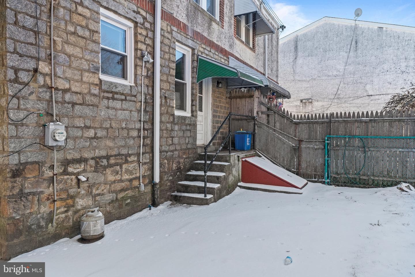 8218 Craig Street photo 37