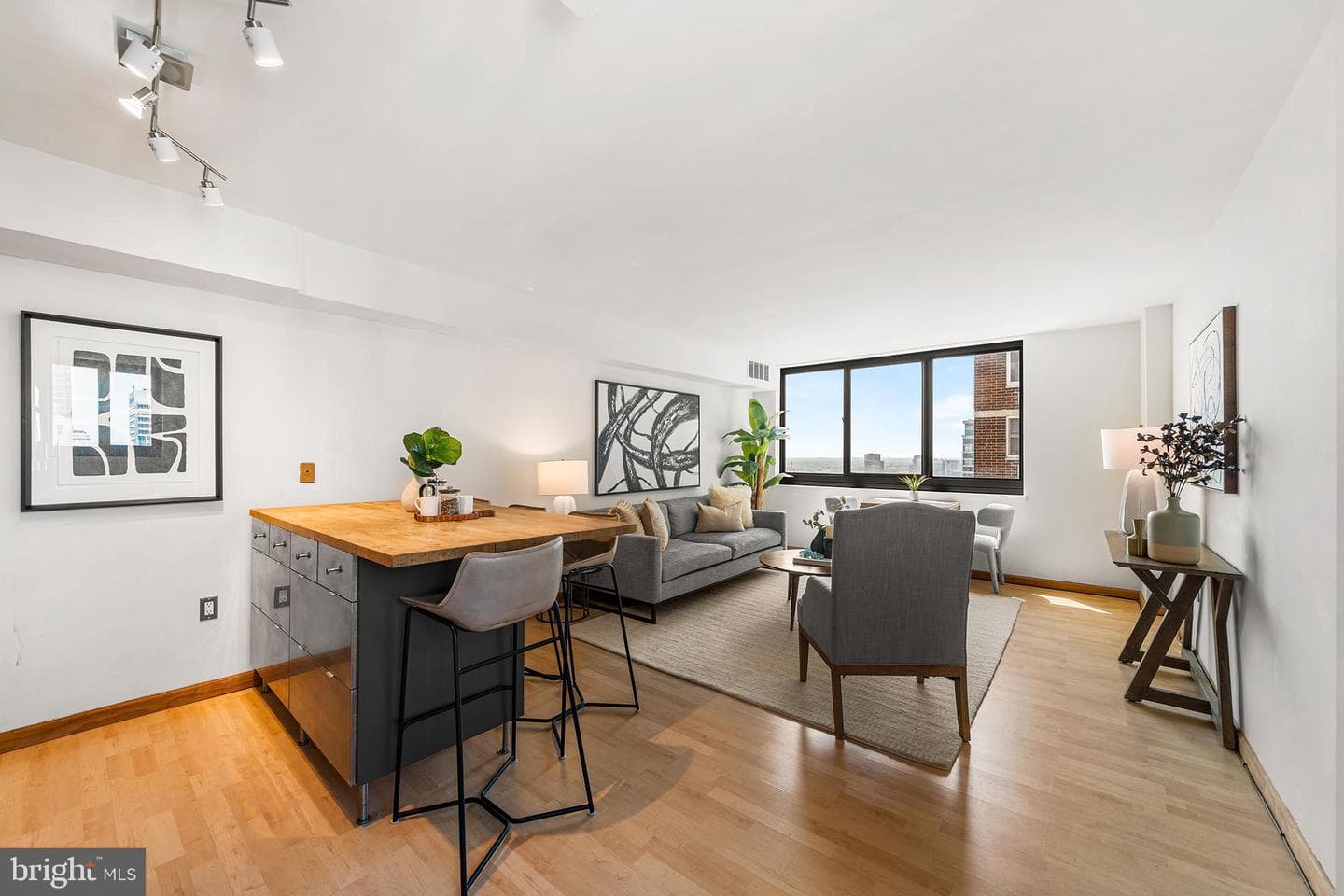 1420 Locust Street #35h photo 6