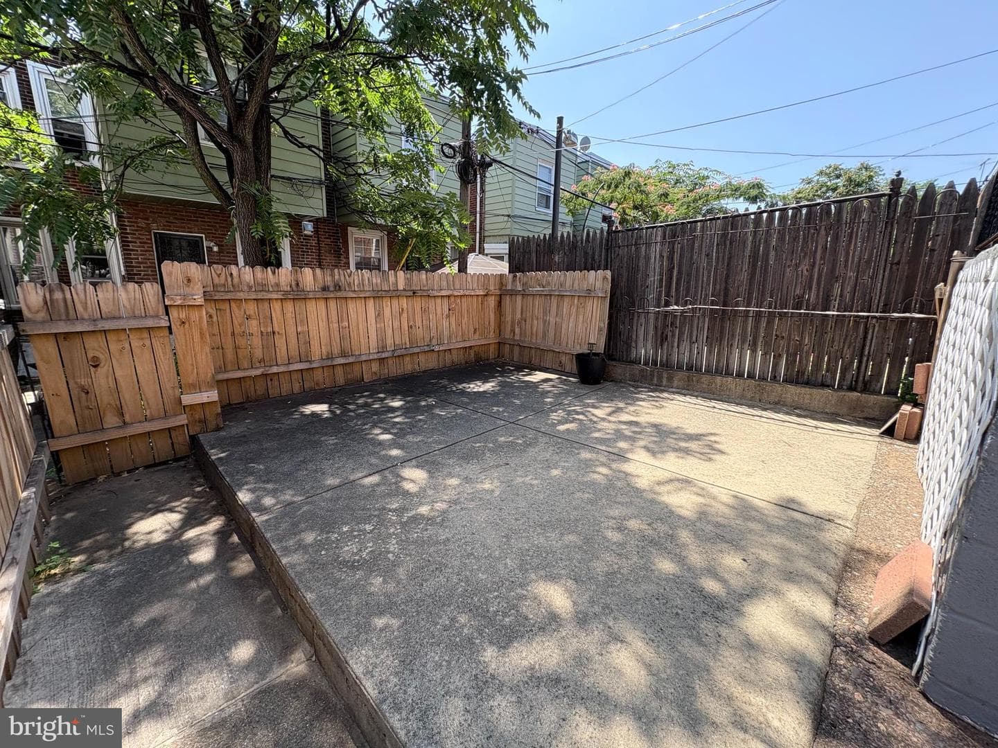 138 Rosemar Street photo 6