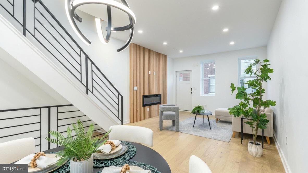 2074 Birch Street photo 11
