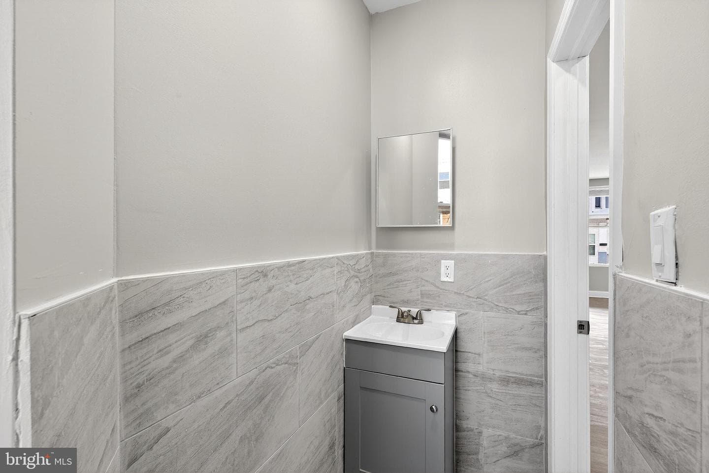 5443 Irving Street photo 19