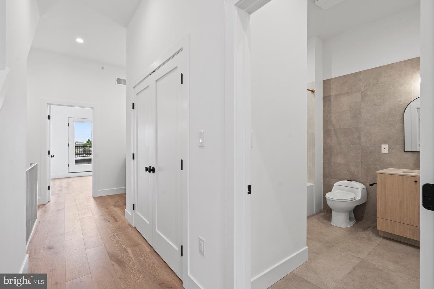 1115 E Palmer Street photo 39