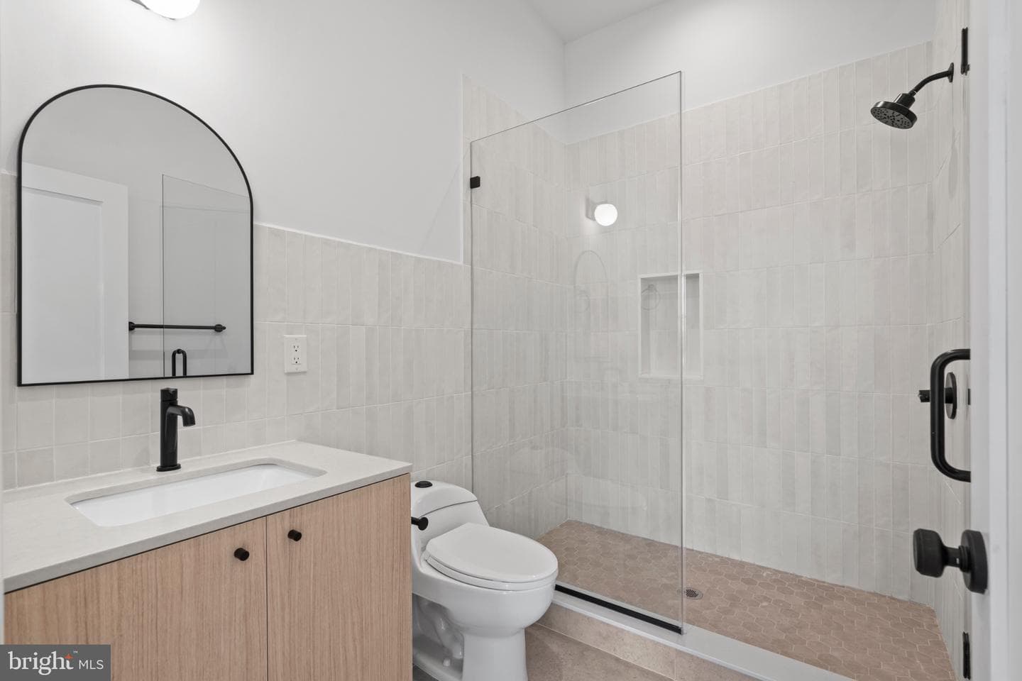 1115 E Palmer Street photo 42