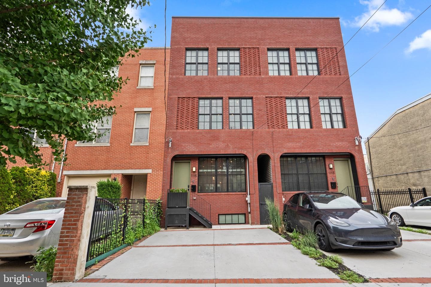 1115 E Palmer Street photo 6