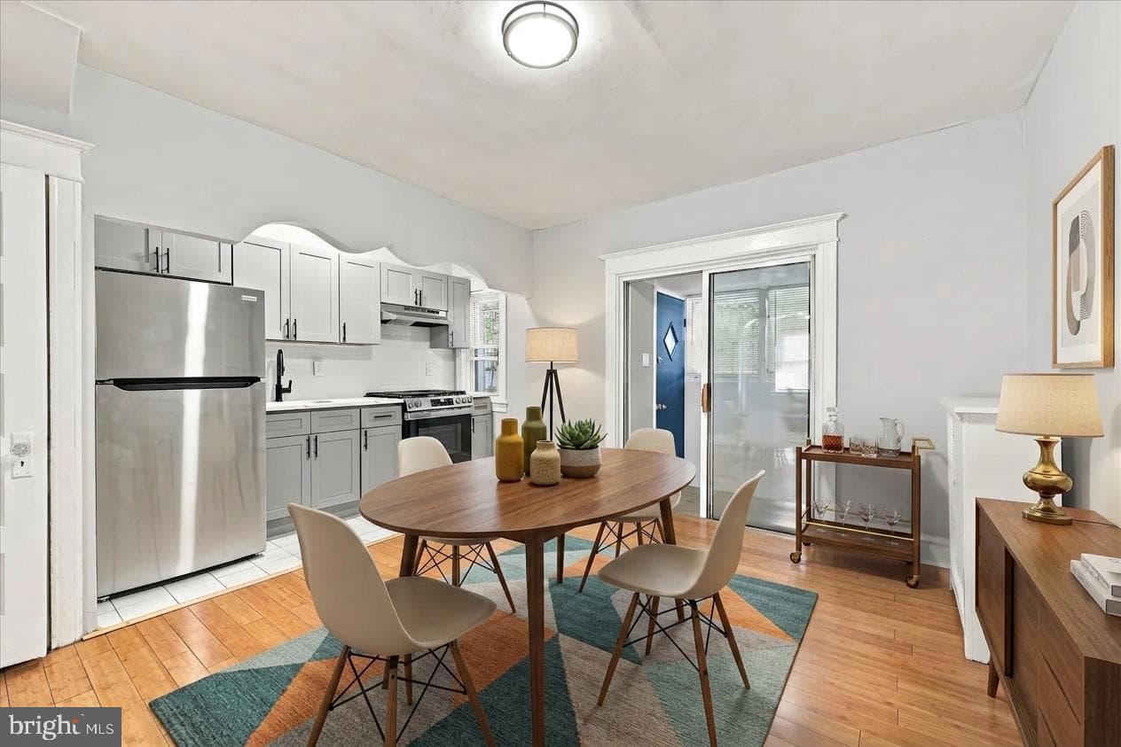 5329 Turner Street photo 4