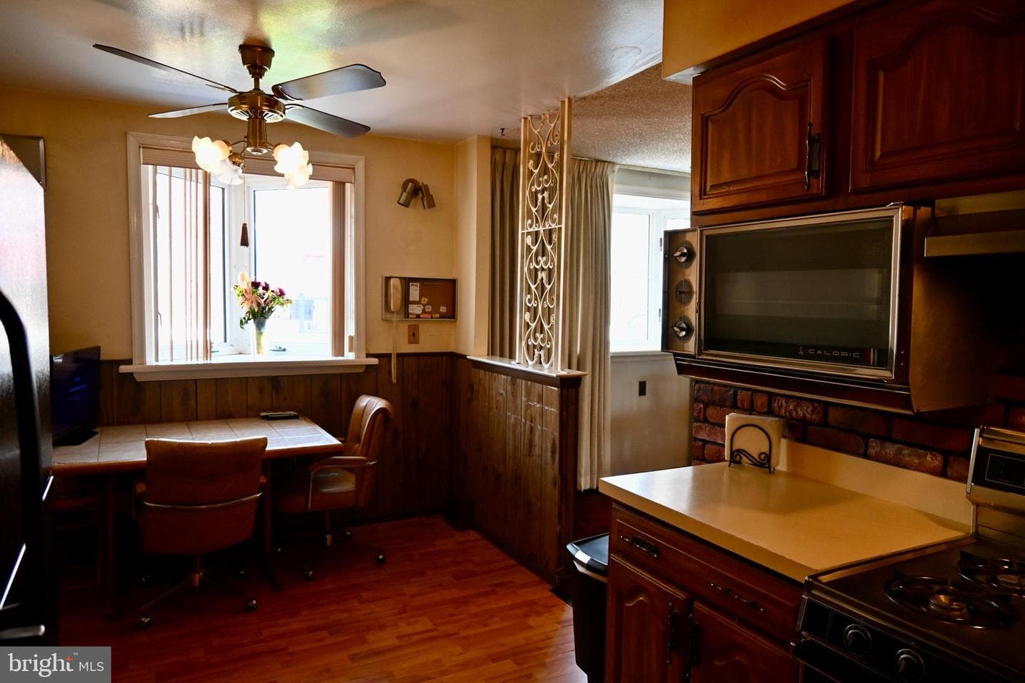 10212 Woburn Place photo 27