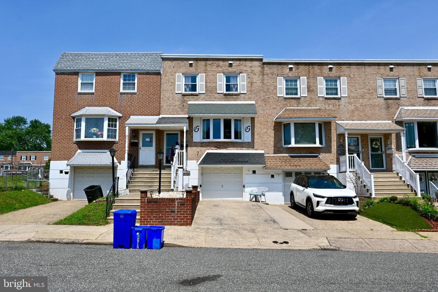 10212 Woburn Place photo 3