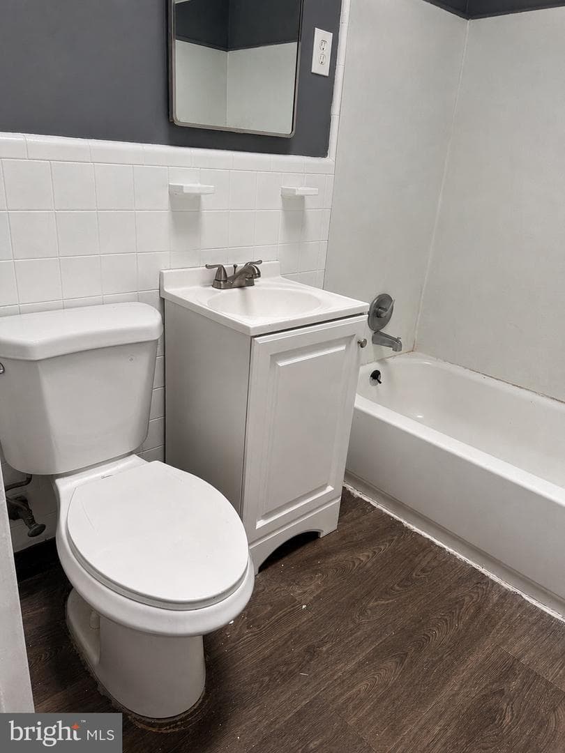 6634 Souder Street photo 9
