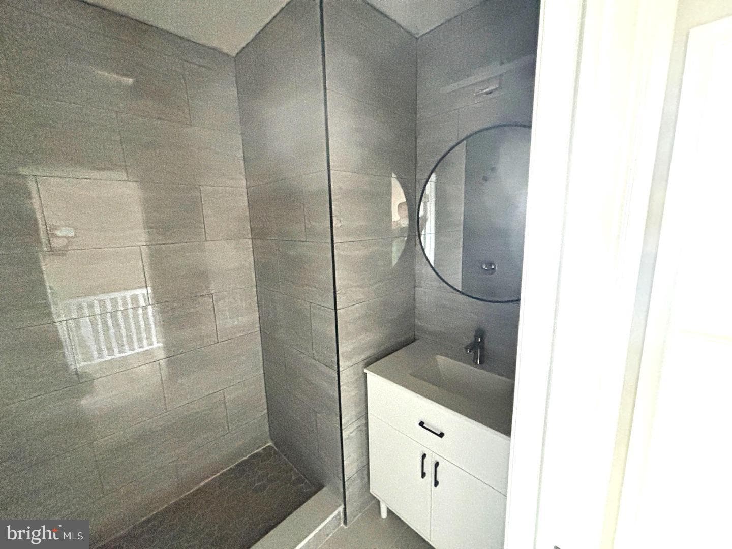 7505 Torresdale Avenue photo 17