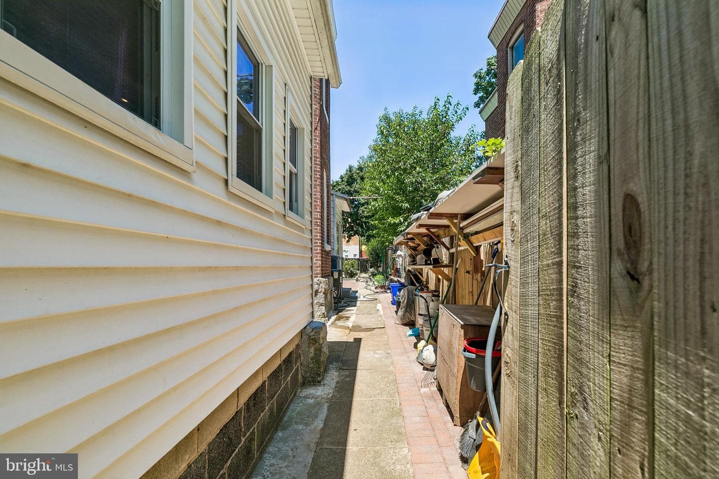 7010 Hegerman Street photo 43