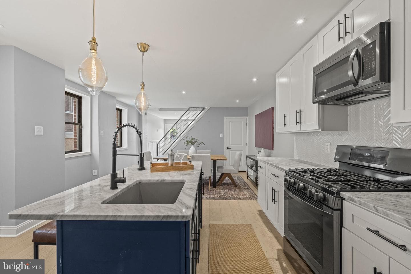 3429 Cresson Street photo 9