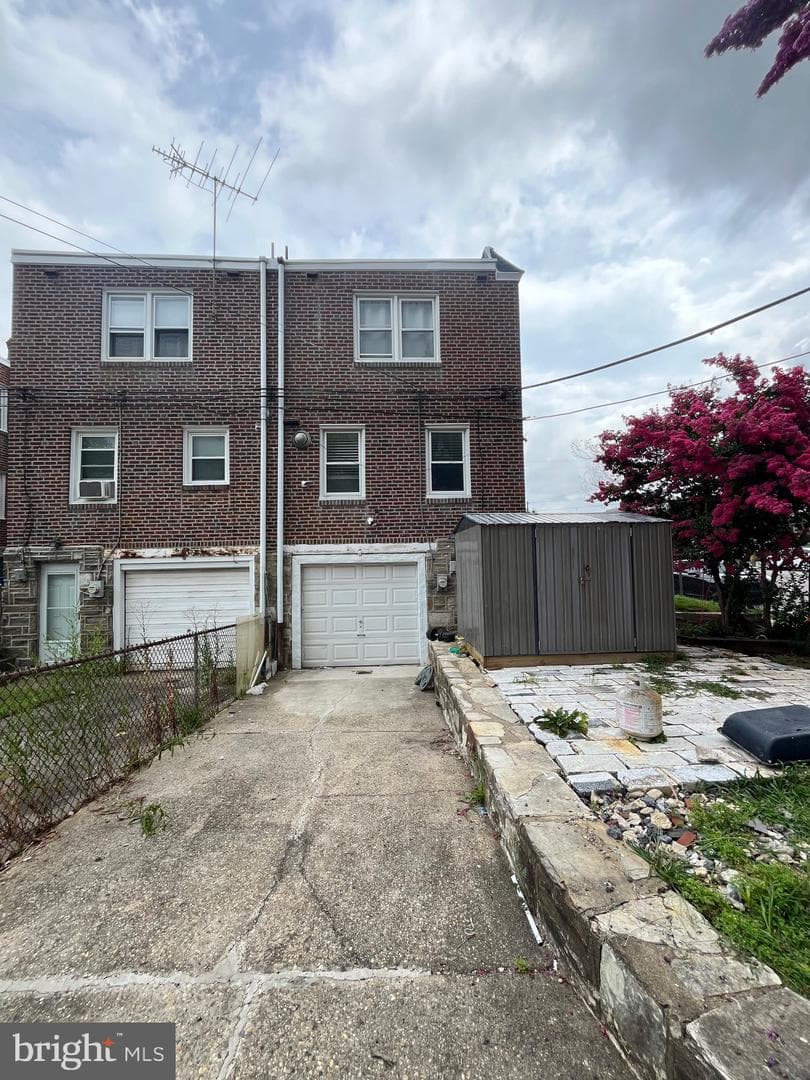 850 Longshore Avenue photo 26