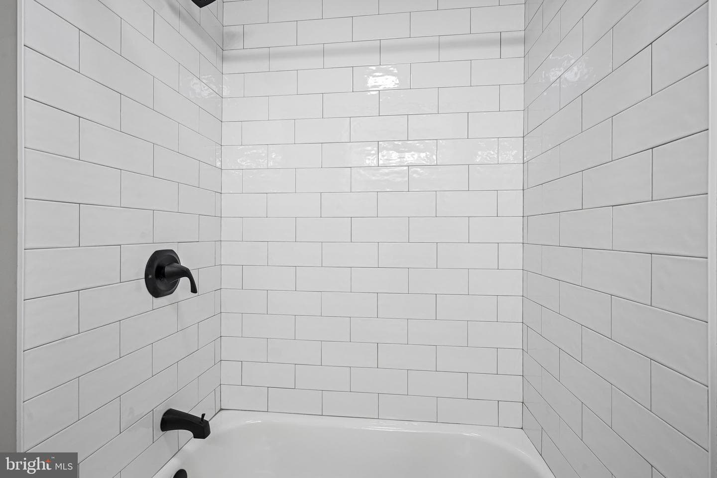848 N Uber Street photo 19