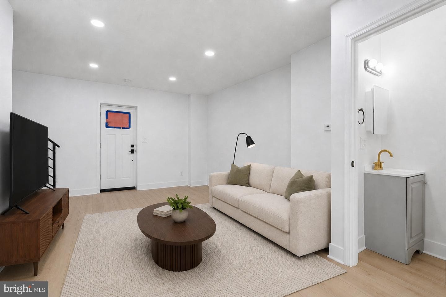 6621 N Uber Street photo 12