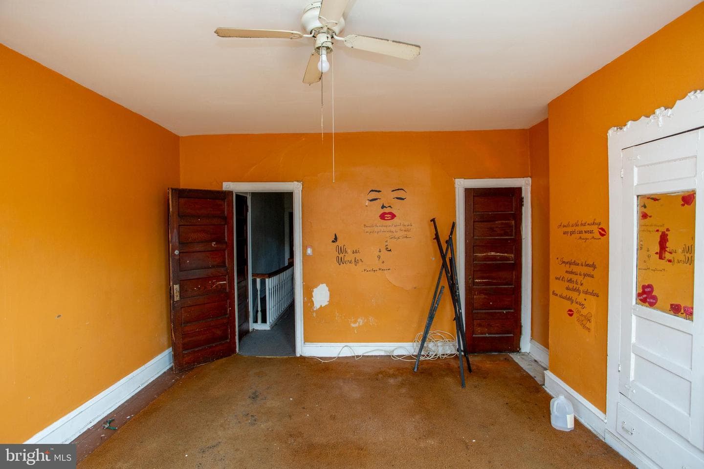 814 E Woodlawn Street photo 39