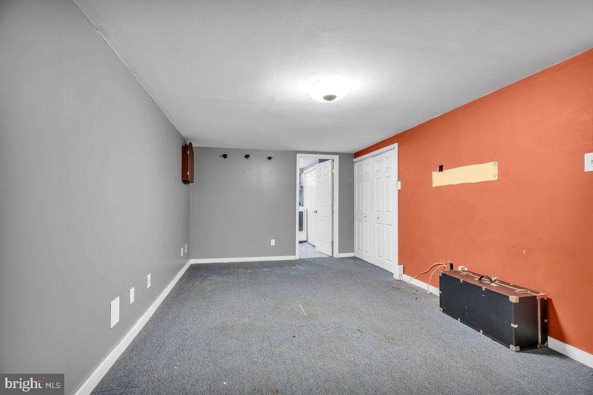3240 Longshore Avenue photo 25