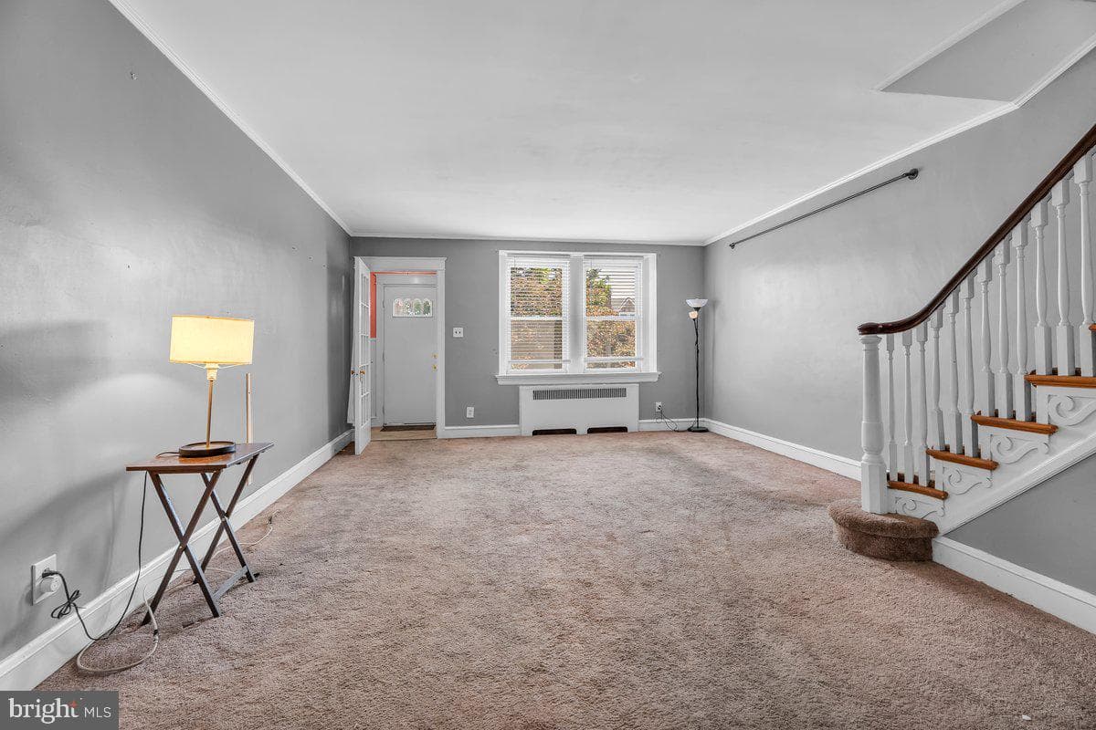 3240 Longshore Avenue photo 9