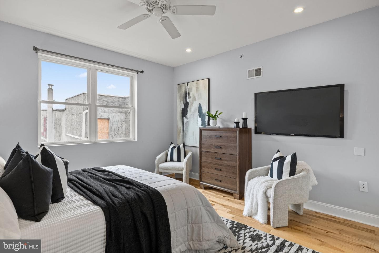 1267 S 21st Street photo 24