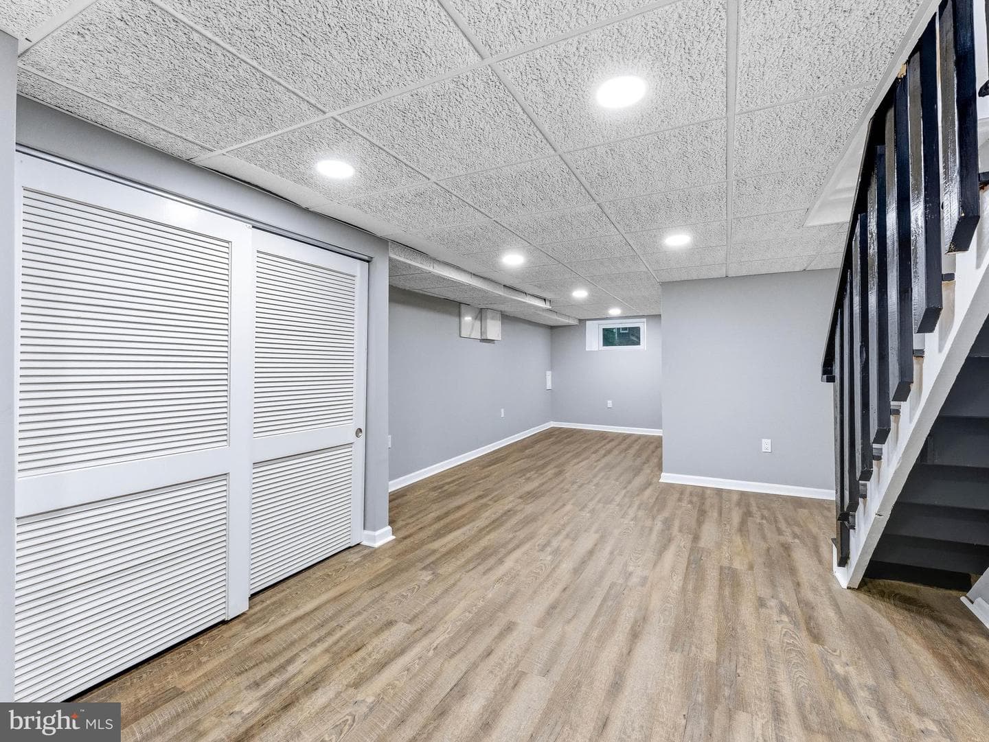 260 W Godfrey Avenue photo 17