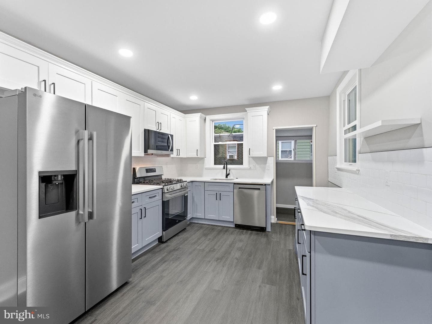 260 W Godfrey Avenue photo 5