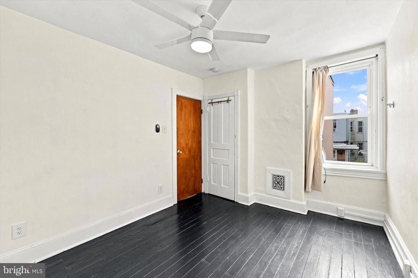 3150 Mercer Street photo 22