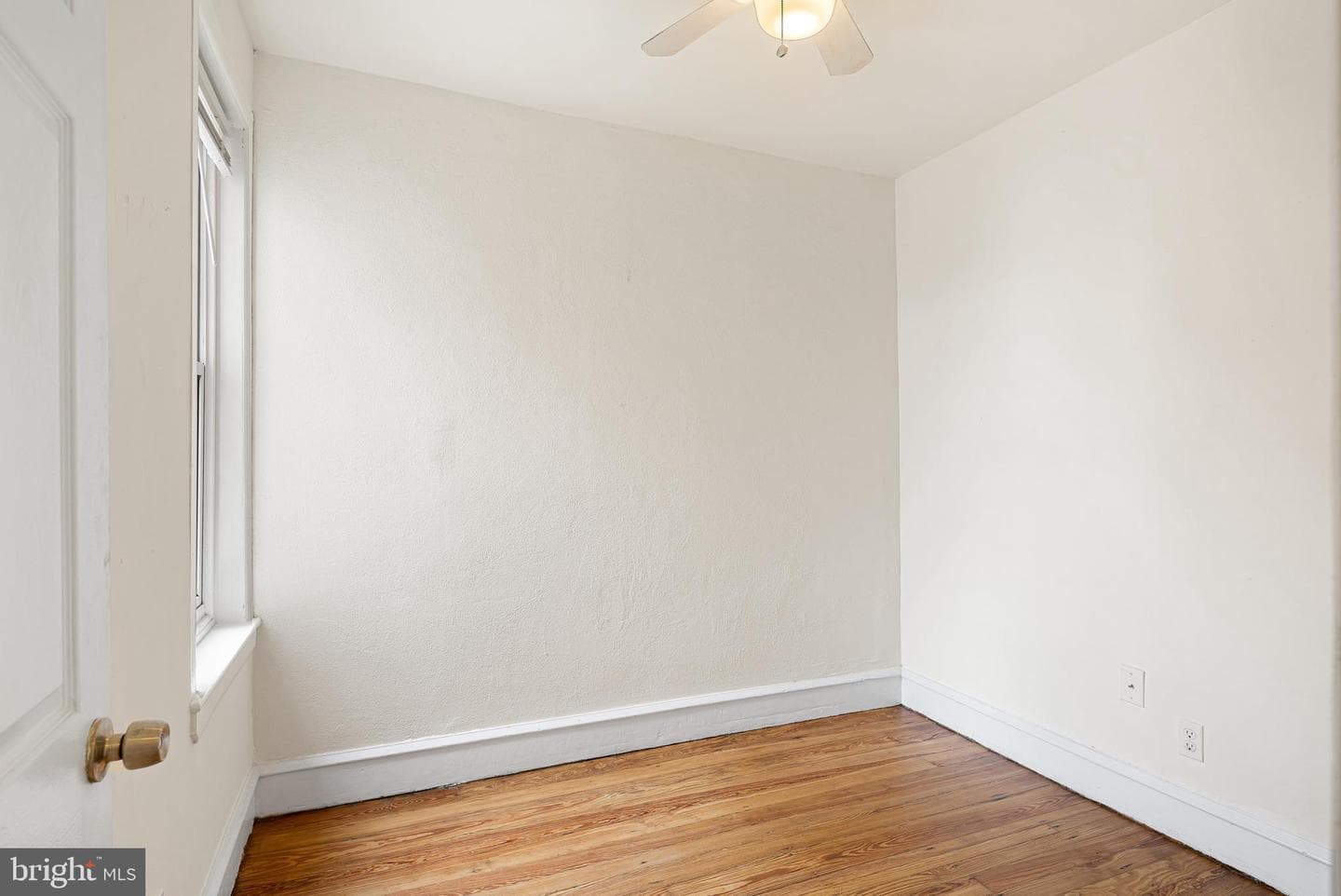 3044 Almond Street photo 10