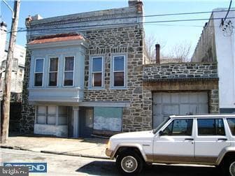 4163-4165 Cresson Street photo 2