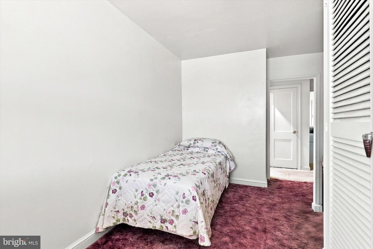 8547 Forrest Avenue photo 14
