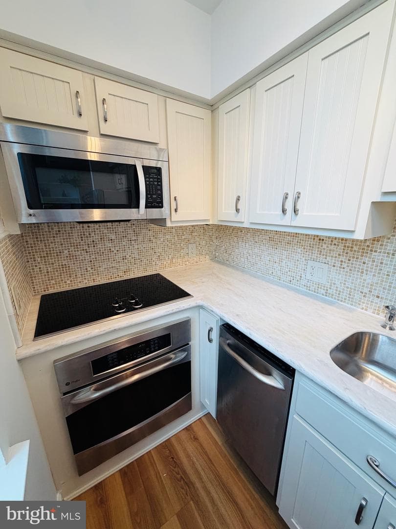 234 N 3rd Street #203 photo 20