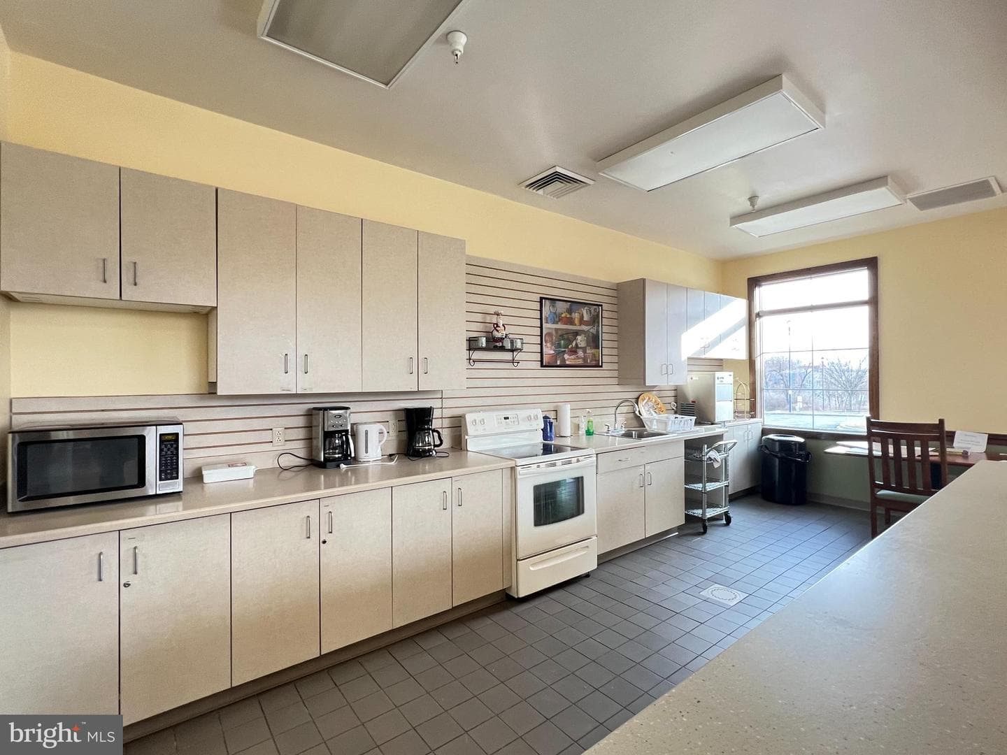 540 Easy Street #t91 photo 37