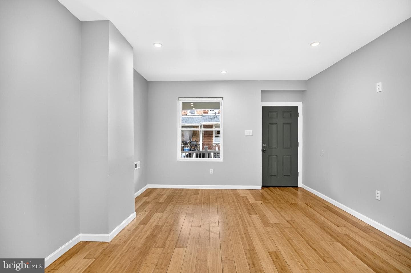 524 N Paxon Street photo 3